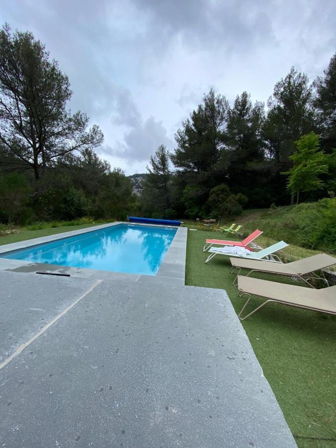 Le Gite Des Cadieres Apartment Evenos Exterior foto